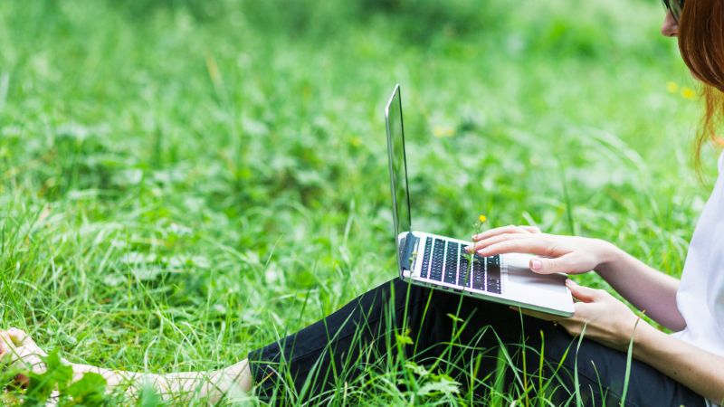 Guide pratique : mesurer l’impact environnemental de ses actions numériques